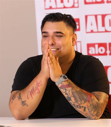DARKO LAZIĆ SE JAVIO U EMISIJU UŽIVO, VODITELJICA SKOČILA KAD GA JE ...