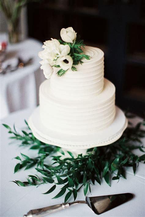 Simple Wedding Cake Table Ideas Wiki Cakes