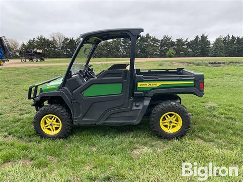 2021 John Deere XUV835M Gator 4x4 Side By Side UTV | Transportation
