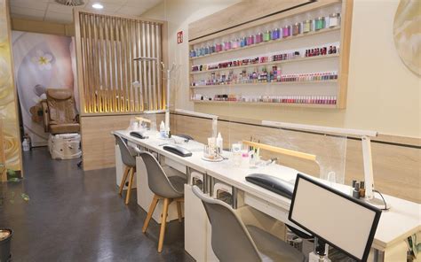 Nagelstudios Und Nageldesigner In Der N He Von Nikolassee Berlin