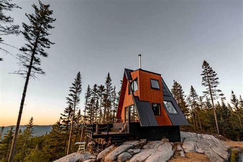 Quebec Cabin Rental | Mountain Getaway