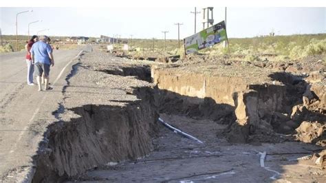 El Temporal Provoc Importantes Socavones En La Ruta