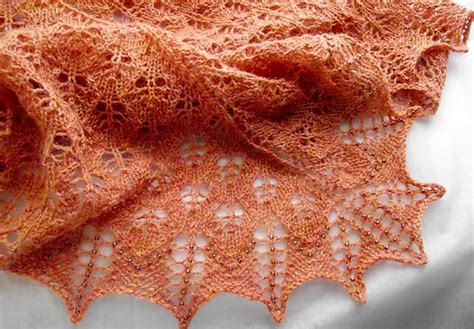 Ravelry Ilse Shawl Pattern By Lori Law