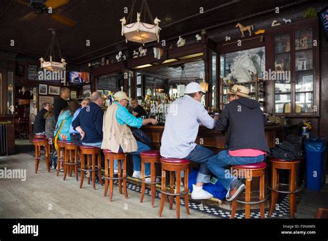 Interior of The White Horse Tavern, New York City Stock Photo - Alamy