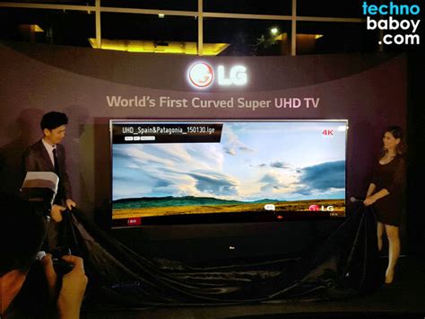 LG Electronic unveils monster 105 inch curved TV