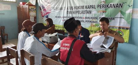 Kkp Kemenhub Buka Gerai Perizinan Untuk Nelayan Demak Suara Karya