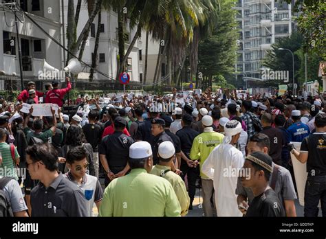 Kuala Lumpur, Malaysia. 15th July, 2016. Ethnic Rohingya refugees from ...