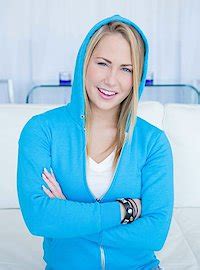 Pretty Blonde Has A Nice Bush MILF Fox