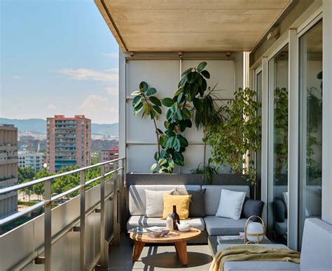 Un Piso Para So Ar En Barcelona Homify Dise O De Balcones Modernos