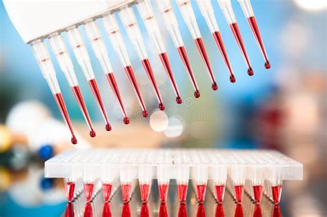 Strumenti Per L Amplificazione Di PCR Di DNA Fotografia Stock