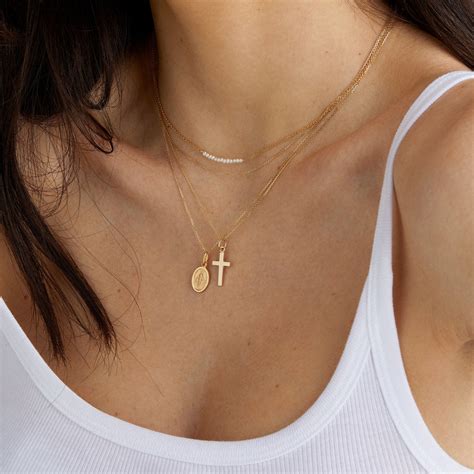 Solid Gold Cross Necklace – Lily & Roo