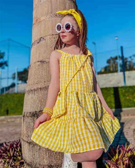 Vestido Infantil Laura Xadrez Vicky Amarelo Bolsinha