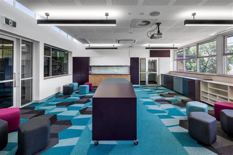 Mary Mackillop College Digital It Hub Phillipspilkington Architects