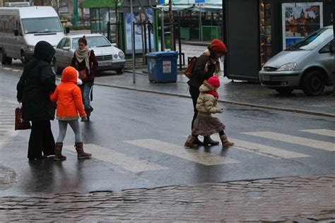 Uwaga gołoledź Ostrzeżenie IMGW przed marznącymi opadami na Kujawach