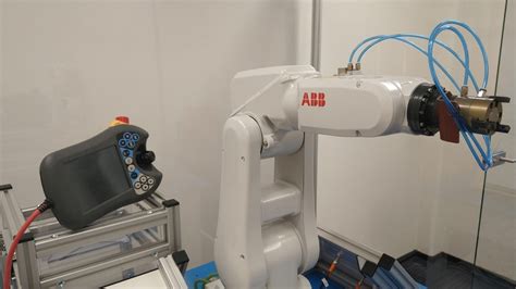 Training ABB IRC5 Robot Training Programmer