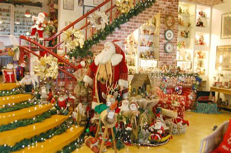 SANTA CLAUS-THEMED MUSEUM