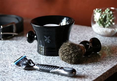 8 Mens Grooming Products We Love Peek And Ponder