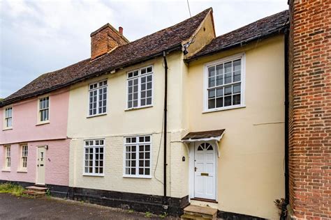 97 Angel Street Hadleigh 2 Bed House 250 000