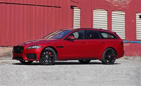 Jaguar XF Sportbrake Photos and Specs. Photo: Jaguar XF Sportbrake ...