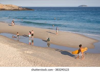 Ipanema Beach Stock Photo 383290123 | Shutterstock