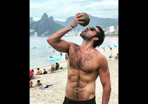 Foto O Corpo Sarado De Sergio Marone Rouba A Cena Na Web Purepeople