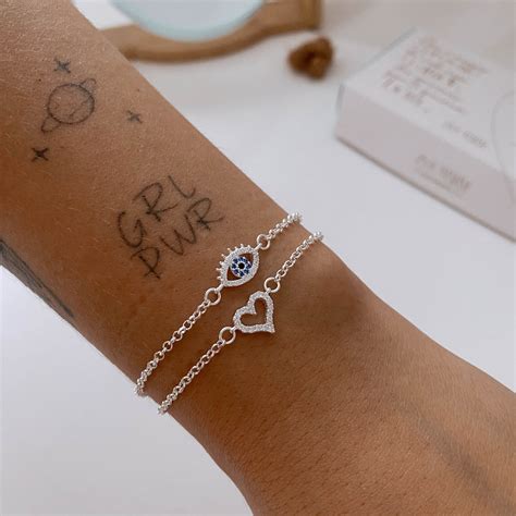 Pulseira de Prata Olho Grego Cílios Charm Comprinhas