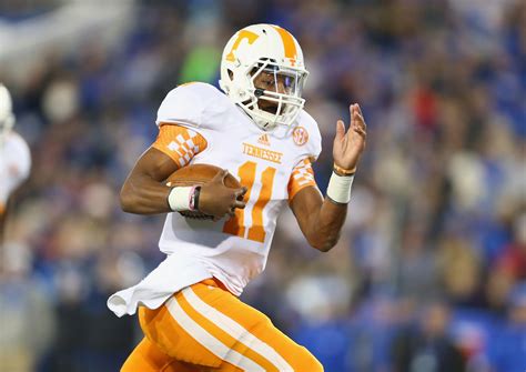 Joshua Dobbs, Tennessee Quarterback: 5 Fast Facts