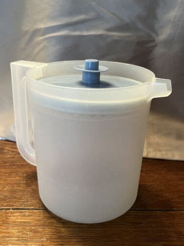 Vintage Tupperware Quart Clear Pitcher W Blue Push Button Seal