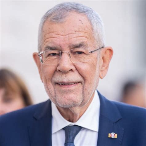 Alexander Van Der Bellen Klar Zum Bundespräsidenten Gewählt