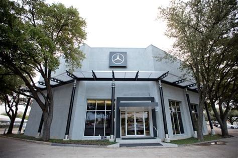 Mercedes-Benz of Austin car dealership in Austin, TX 78752 | Kelley Blue Book