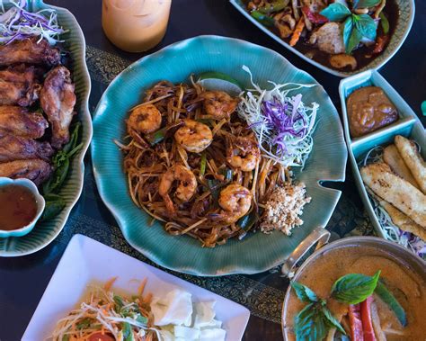 Bua Thai Menu Aurora • Order Bua Thai Delivery Online • Postmates