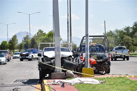 Autoridades estatales identificaron al motociclista que murió en la