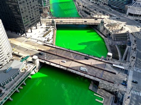 Chicago River Dyed Green After Mayor Reverses St Patricks Day Decision