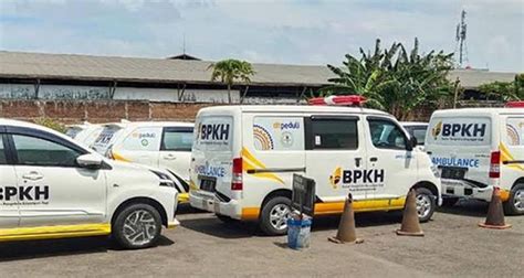 BPKH Dan DT Peduli Kembali Salurkan Ambulans Untuk Yayasan Dan Ponpes