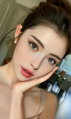 Pin by ศภรดา หรญอมรกล on Make up Brunette beauty Asian beauty Sensual women