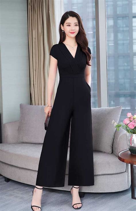 Mẫu Bộ Đồ Bay Áo Liền Quần Hot Trend Cho Nàng Cực Xinh