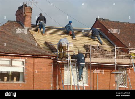 Renewing Roofing Hi Res Stock Photography And Images Alamy