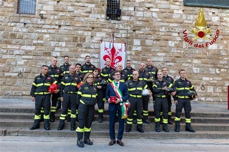 Fiorino D Oro Ai Vigili Del Fuoco Di Firenze Per L Intervento Nel