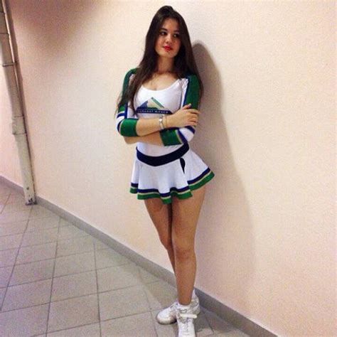 Hot And Sexy Cheerleaders Will Never Go Out Of Style Pics