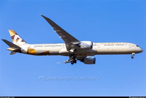 A Bmc Etihad Airways Boeing Dreamliner Photo By Lusu Id