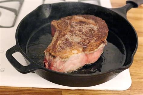 How To Cook A Small Prime Rib Roast In The Oven Foodrecipestory