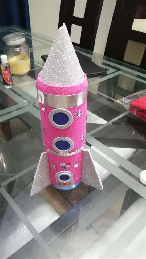 Cohete Espacial Manualidades Manualidades Cohete De Cartón Como