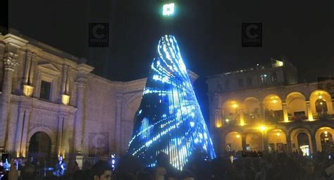 Encienden las luces del árbol de Navidad en Arequipa VIDEO EDICION