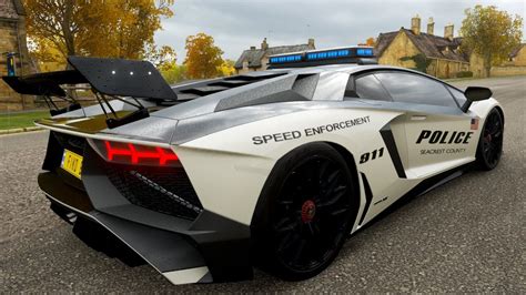 Lamborghini Aventador Police Car