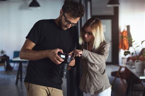 Motivi Per Cui I Fotografi Dovrebbero Avere Una Presenza Sul Web