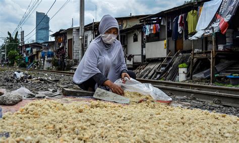 Menko Pmk Ungkap Tiga Strategi Hapus Kemiskinan Ekstrem