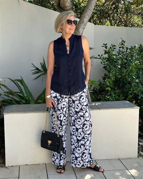 10 Comfortable Travel Outfits For Women Over 60 Artofit