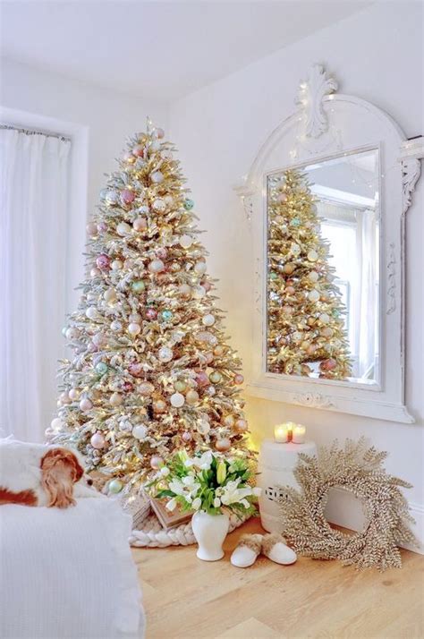 52 Delicate Pastel Christmas Tree Decor Ideas - DigsDigs