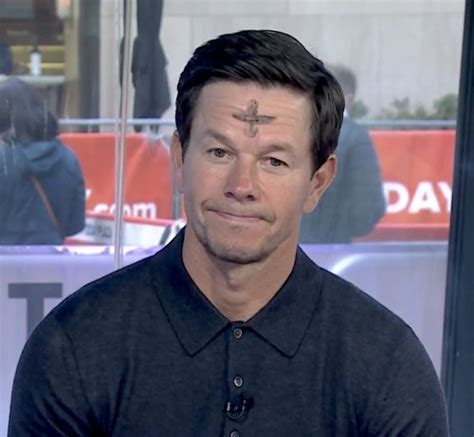 Mark Wahlberg leads Lent fasting lessons on Catholic prayer app ‘Hallow ...