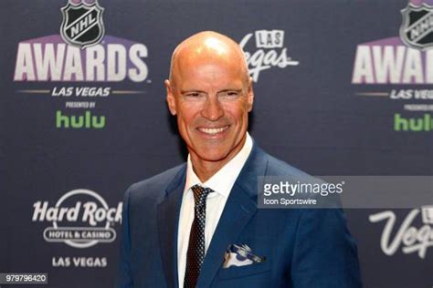 Messier Photos And Premium High Res Pictures Getty Images